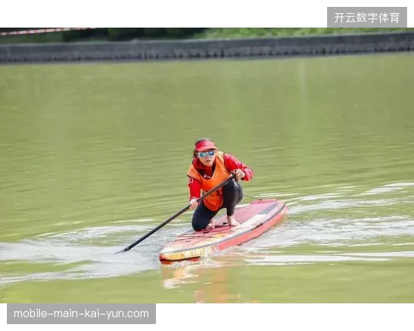 体育赛事服务正在从单纯的旅游引流转向医疗安保的底线防御竞争